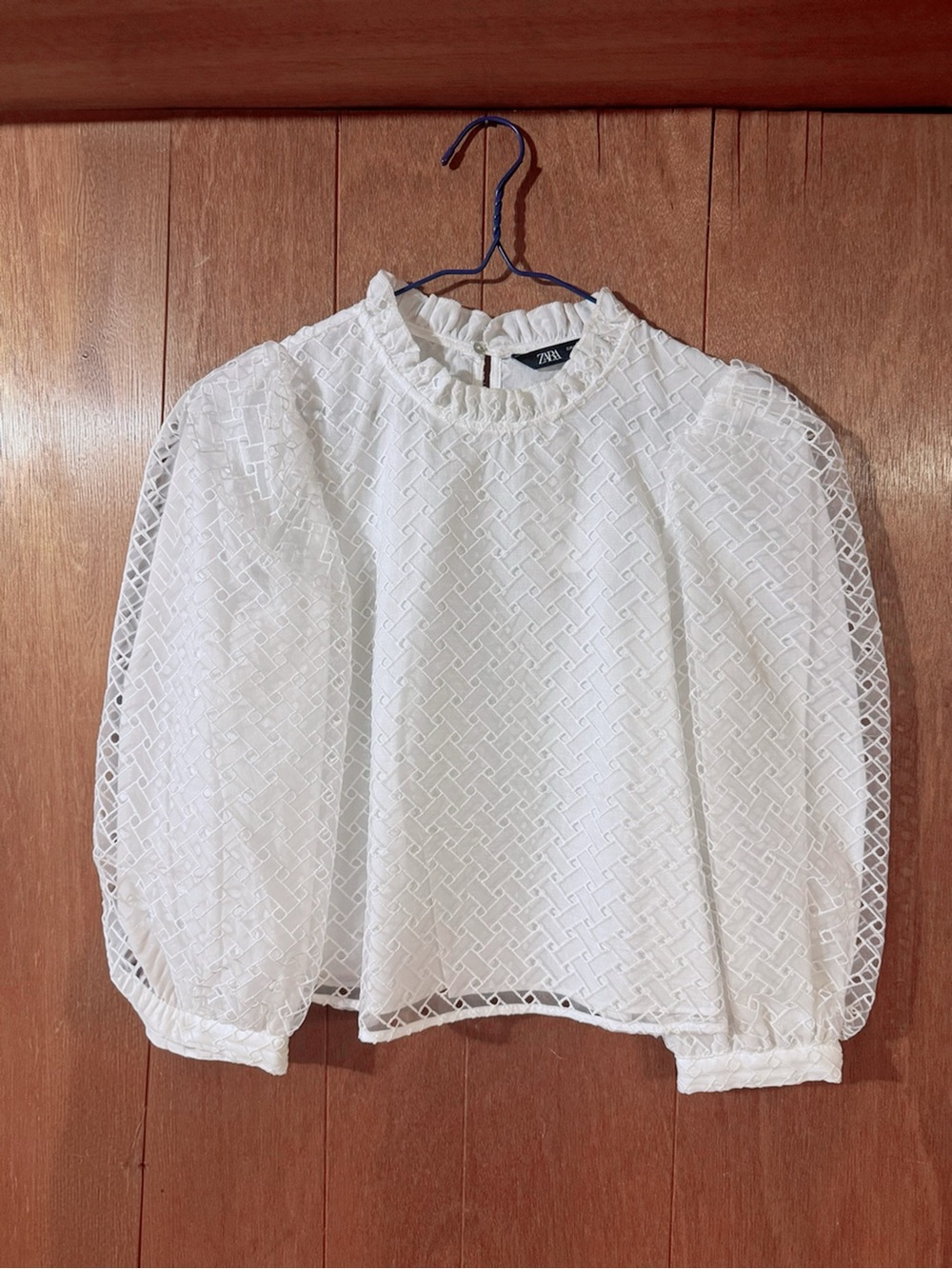 ZARA White Lace Ruffled-Neck Puff Sleeve Blouse
